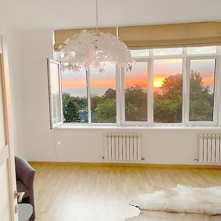 Sterna Sea View - Французский бульвар Одесса Экстерьер фото